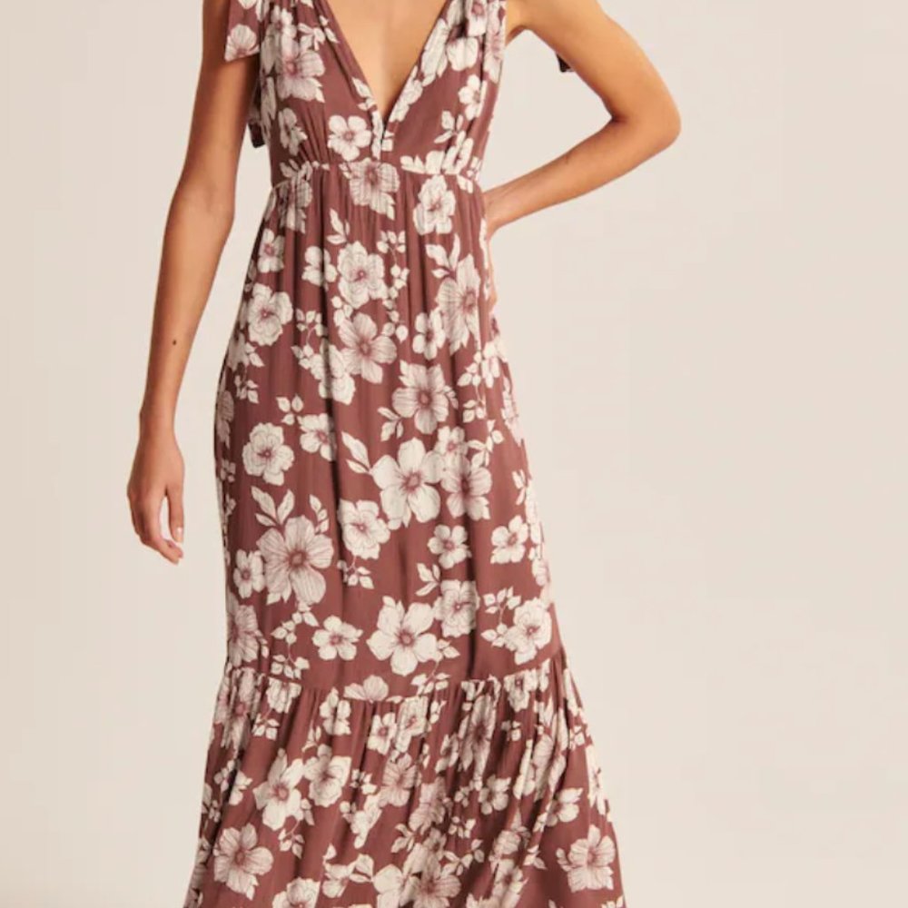 Abercrombie Tie Strap Maxi - Size M, New With Tags